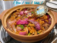 -胡须佬鸡煲四季火锅店(石厦西村直营店)