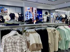 -百年港湾奥特莱斯(香炉礁店)