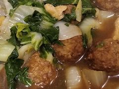 青菜烧肉圆-吉事利茶餐厅