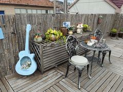 -小草屋轰趴馆别墅派对新场团建家庭聚会