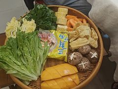 -津津名菜馆(绝没分店)