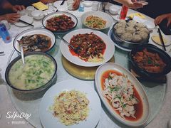 -品味居·首店·大连鲜活海鲜大连菜(东港店)