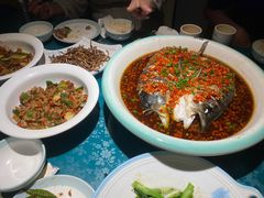 -呷湘厨·鱼汤捞饭·剁椒鱼头·辣椒炒肉(国家会展中心店)