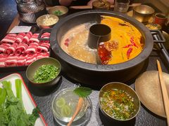 -晓宇重庆火锅(西安荟聚店)