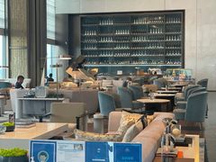-深圳国际会展中心希尔顿酒店(前海华发冰雪世界店)