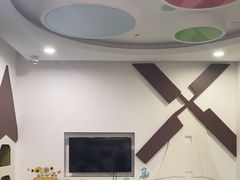 -雅悦齿科(顾村公园店)