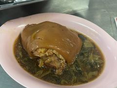 -Kha Mu Charoensang(Silom)