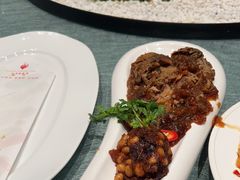 -凤凰园烤鸭店·唐山菜·传承花椒肉(老唐丰路店)