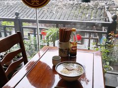 靠窗位-同得兴 Since·1995 传统苏式面馆(十全街店)