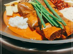 -四小区火锅·巷子里的重庆火锅(花照壁店)