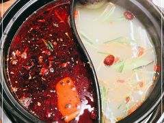 -串门邻居串串火锅(云南南路店)