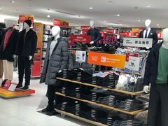 -优衣库(上海正大广场店)