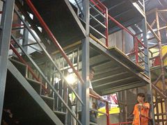 -极限Jump蹦床·新潮玩运动世界·室内乐园·团建·派对中心