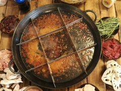 -岗上渣渣老火锅(两路口店)