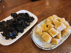 -万里闯关东铁锅炖菜馆(高新旗舰店)
