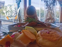 迷迭香烤鸡-野草莓自由市场