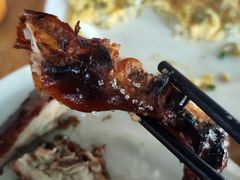 -黄记四更烤乳猪店