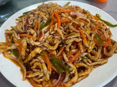 -金卯白肉罩火烧