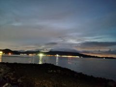 -邻岸海景民宿(南澳杨梅坑店)