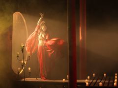 -九月鹰飞汉服摄影工作室