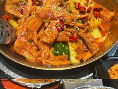 -张大师鸭爪爪特色干锅(南湖店)
