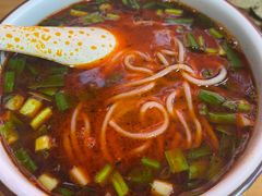 -子宸什夹婆乌鸡米线弹子石店(泽科·星泽汇店)