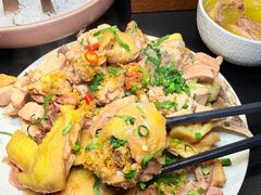 -鲜入唯煮·港式海鲜牛肉火锅(金宝街店)