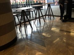 -星巴克(港汇1号办公楼店)