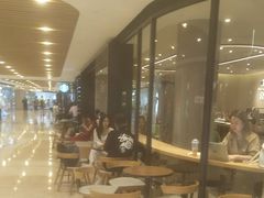 -星巴克臻选(北京银泰店)