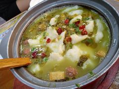 -周鱼小馆石锅酸菜鱼(活力汇店)