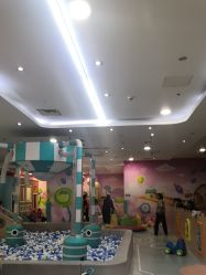 -孩子王童乐园(上海青浦吾悦广场店)