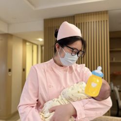 -巍阁高端月子会所