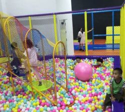 -蹦贝运动中心·蹦床·攀岩·闯关(龙岗店)