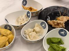 -东方饺子王(新奥购物中心店)