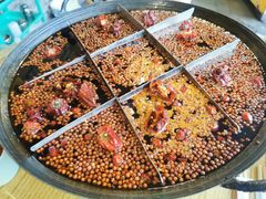 红汤锅底-石灰市老火锅(北滨路店)