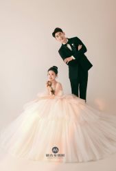 -蒙太奇婚纱摄影(万达店)