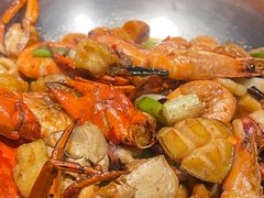 -七欣天香辣蟹火锅(上海银亿滨江店)