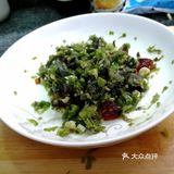 炎炎夏日，来一份超下饭的凉拌皮蛋呀！