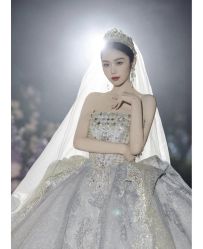 -不晚国际婚纱礼服