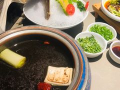 -享月汤皇·海鲜小火锅·聚会(曲江创意谷店)