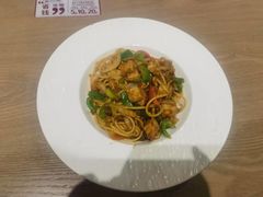 -必胜客(上海华谊新所店)