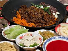 -沸炉重庆老火锅(军事博物馆店)