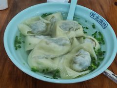 荠菜鲜肉汤馄饨-潘国仙耳光馄饨(黄家阙路店)