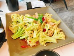 炝炒花菜-本来精品川菜(嘉里中心店)