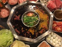 -邓莽子老火锅(中兴路总店)