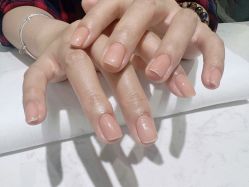 -伊人脱毛美甲美睫连锁机构