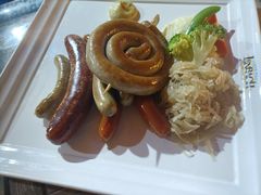 -LENBACH兰巴赫西餐啤酒坊(大连东港店)