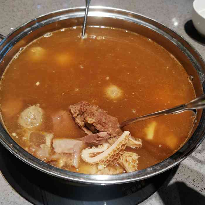 一牛餐饮闽南牛肉馆(湖东路店)-"[薄荷]位置:观风亭公交车站边上的小