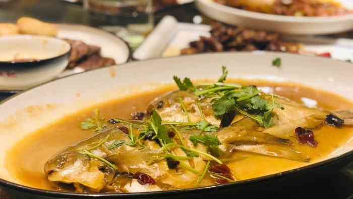 陈记家宴-"英雄不问出处,美女干饭不问斤数能吃能喝."-大众点评移动版