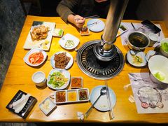 -唯成•韩国炭火烤肉 유성고기